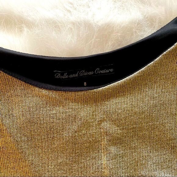 Dolls and Divas Gold Shimmery Girls Dress (8) - Picture 6 of 6